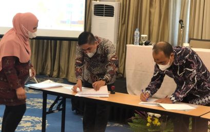 Penandatanganan MoU antara para Direktur Politekni Se-Indonesia dgn Bank Mitra utk pelaksanaan SNMPN dan SBMPN Tahun 2022
