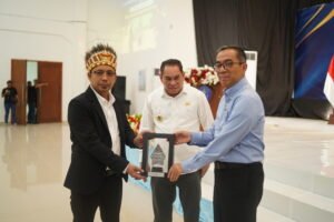 Politeknik Negeri Fakfak Terima Kunjungan Mendiktisaintek dan Resmikan Gedung Teaching Factory