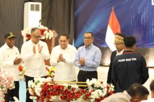 Politeknik Negeri Fakfak Terima Kunjungan Mendiktisaintek dan Resmikan Gedung Teaching Factory