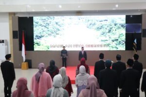 Politeknik Negeri Fakfak Gelar Pelantikan Pejabat Struktural dan Fungsional Serta Sumpah PNS