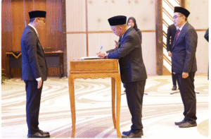 Pelatikan Muhammad Nur, S.IP., M.Si - Direktur Politeknik Negeri Fakfak oleh Menteri Diktisaintek, Prof. Brian Yuliarto, S.T, M.Eng., Ph.D. di Graha Kemdiktisaintek RI, Jakarta.