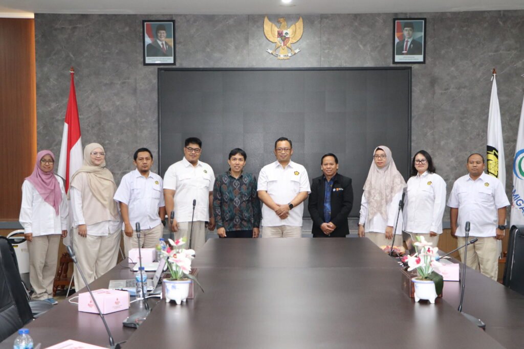 Politeknik Negeri Fakfak Lakukan Benchmarking ke PEM Akamigas Cepu untuk Persiapan Prodi Baru