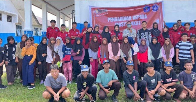 HMJ Manajemen Informatika Tingkatkan Literasi Digital di SMP Bomberai