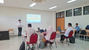 Politeknik Negeri Fakfak Raih Medali Perak di Indonesia Polytechnic English Championship 2025