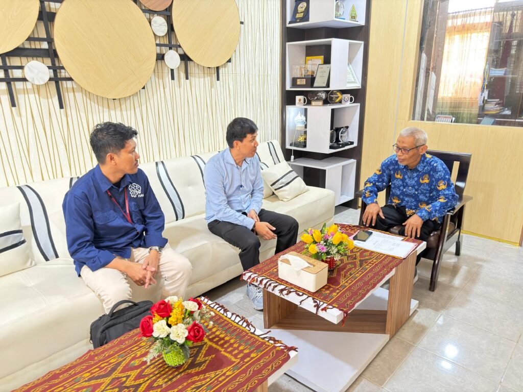 Tim Sospro Polinef 2026 Perluas Informasi Pendidikan Vokasi ke Sorong, Kunjungi SMKN 1 dan SMKN 3