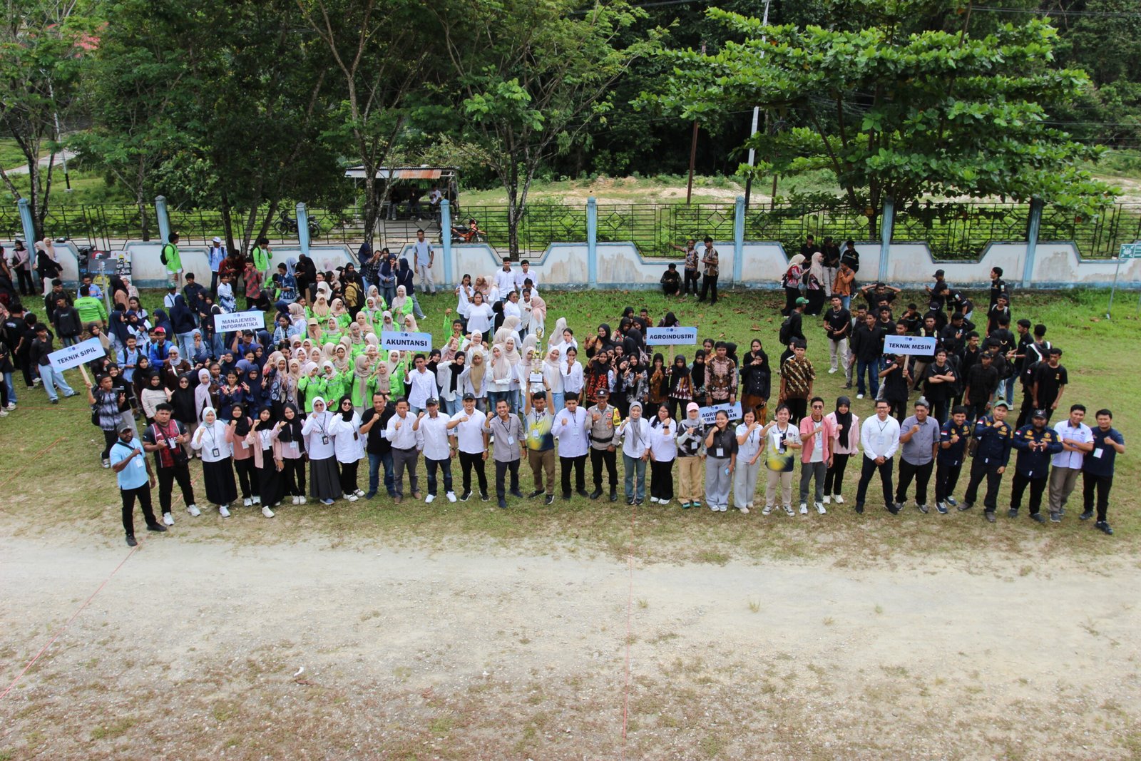 Polinef Gelar Opening Ceremony ATRAKSI 2026, Direktur Ajak Mahasiswa Tumbuh Bersama