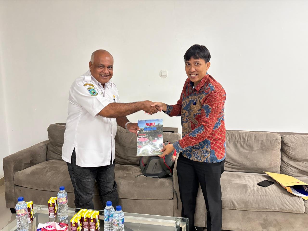 Polinef Menerima Kunjungan Dinas Kehutanan Pemprov Papua Barat, Bahas Pengembangan Produk Hutan dan Rencana Pameran Produk Hutan Fakfak