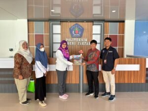 Polinef Terima Kunjungan SMAN 2 Fakfak Bahas Kerja Sama Riset Pala dan Tri Dharma Perguruan Tinggi
