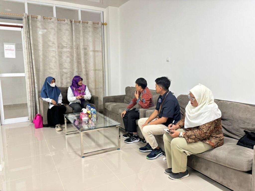 Polinef Terima Kunjungan SMAN 2 Fakfak Bahas Kerja Sama Riset Pala dan Tri Dharma Perguruan Tinggi