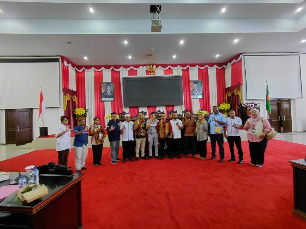 POLINEF Siap Dukung Penyusunan Ranperda DPRK Fakfak