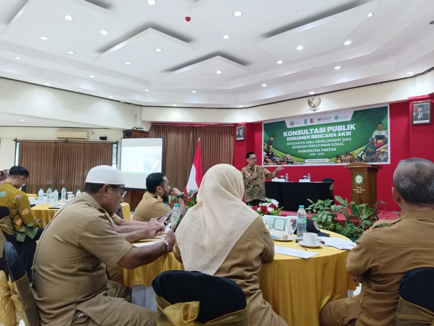 POLINEF Berpartisipasi dalam Konsultasi Publik Pengembangan Kawasan Terintegrasi Kabupaten Fakfak