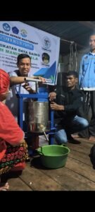 Polinef Tingkatkan Kualitas UMKM Manisan Pala Fakfak melalui Teknologi Press Hidrolik, Penerapan CPPOB, dan Pengembangan Kemasan