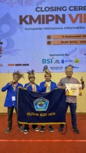 Mahasiswa Polinef Bawa Pulang Dua Juara 1 dan Satu Juara 2 dari KMIPN VIII di Makassar
