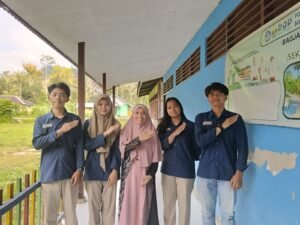 Maryati, S.Pd., M.Si. bersama Tim Patriot Universitas Hasanuddin