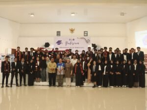 Dua Angkatan, Satu Langkah Menuju Dunia Profesional: Polinef Lepas Lulusan Teknik Sipil dan TRKJJ